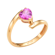 Золотое кольцо с рубиновым корундом в виде сердца